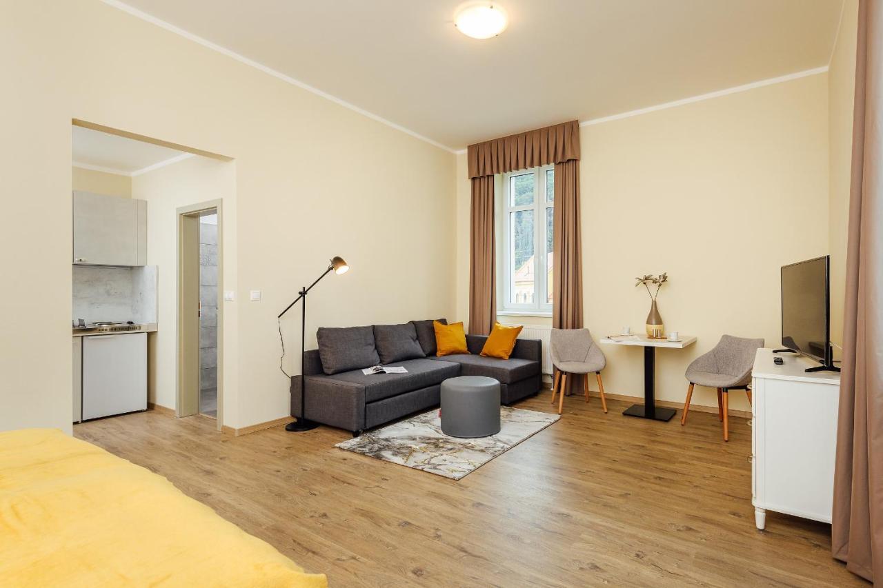 Apartmánový dom GRAND - Contactless Check In Trenčianske Teplice Esterno foto